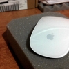 magic-mouse-another-side-look-with-apple-logo